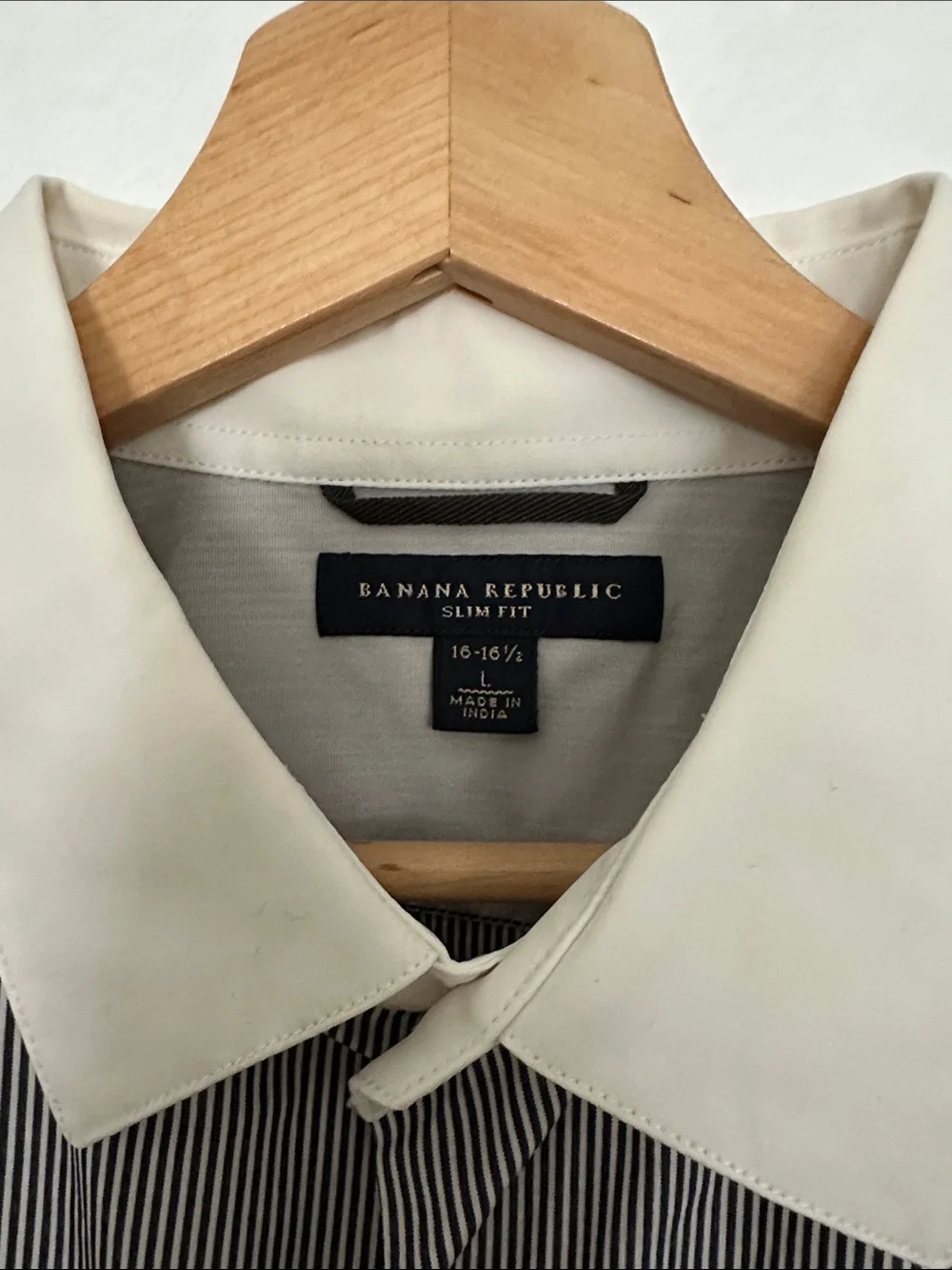 Banana Republic Men’s Black & White Pinstripe Shirt with White Contrast Collar